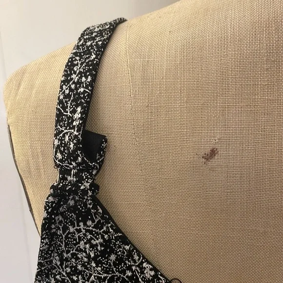 Alex evenings 2 piece tank and cardigan set in shimmery black and white - Picture 10 of 10